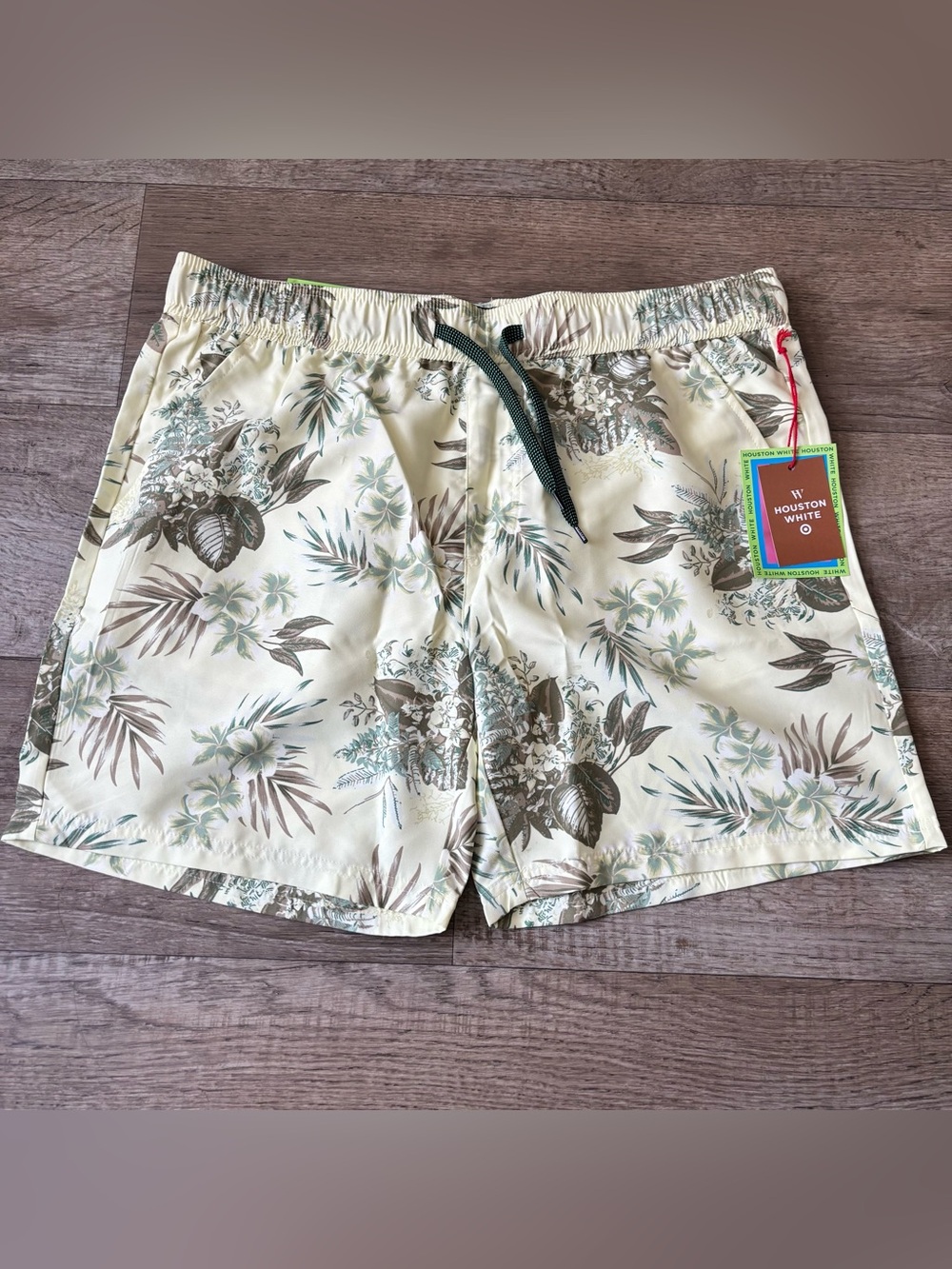 Houston White at Target Men’s Tropical swim shorts w/mesh lined NEW